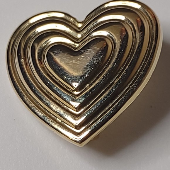 The Variety Club Metal Heart Brooch - Picture 5 of 11